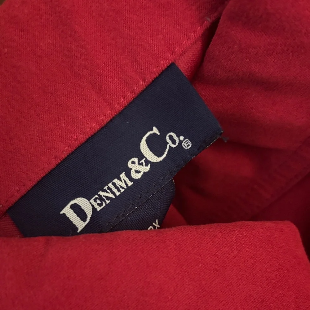 Denim & Co Red Vest as 3x button up sleeveless - Picture 6 of 6